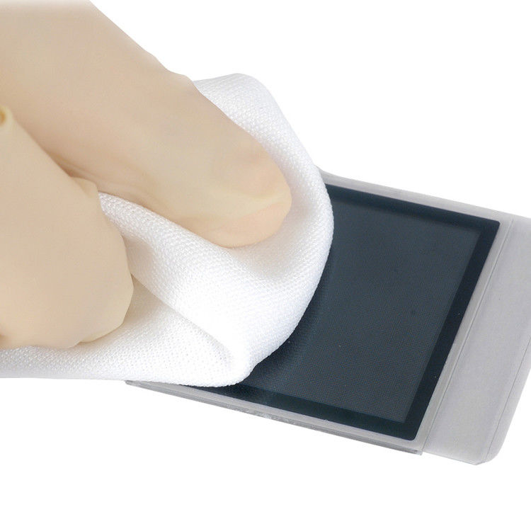 Non Sterile 6 Inch Cleanroom Microfiber Wipes Laser Cut Class 100 Dry Wipes For Cleaning