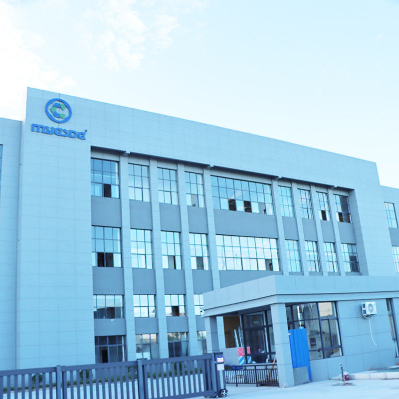 Class 10-100 Antistatic Cleanroom Wipes Disposable Microfiber For Laboratory Factory
