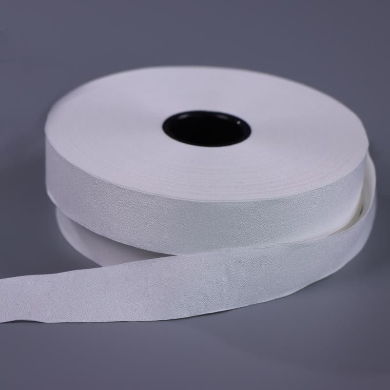 Knitted Cleaning Wipe Roll Cleanroom Polyester Microfiber Cloth Roll Customized Wholesale