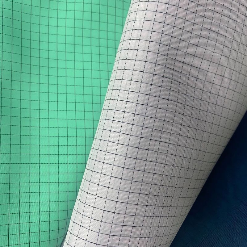 Cleanroom Lint Free Polyester ESD Safety Anti Static Fabric For Lab Clothing
