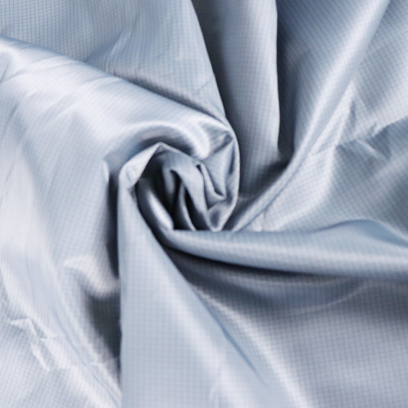 Advanced 110GSM 5mm Grid Anti-Static Grid ESD Fabric For Cleanroom Garments